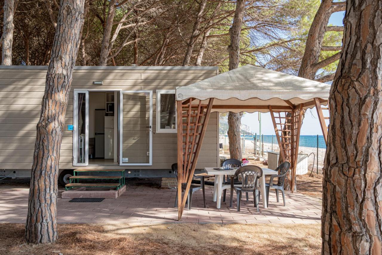Camping&Village Le Cernie Лотцораи Экстерьер фото